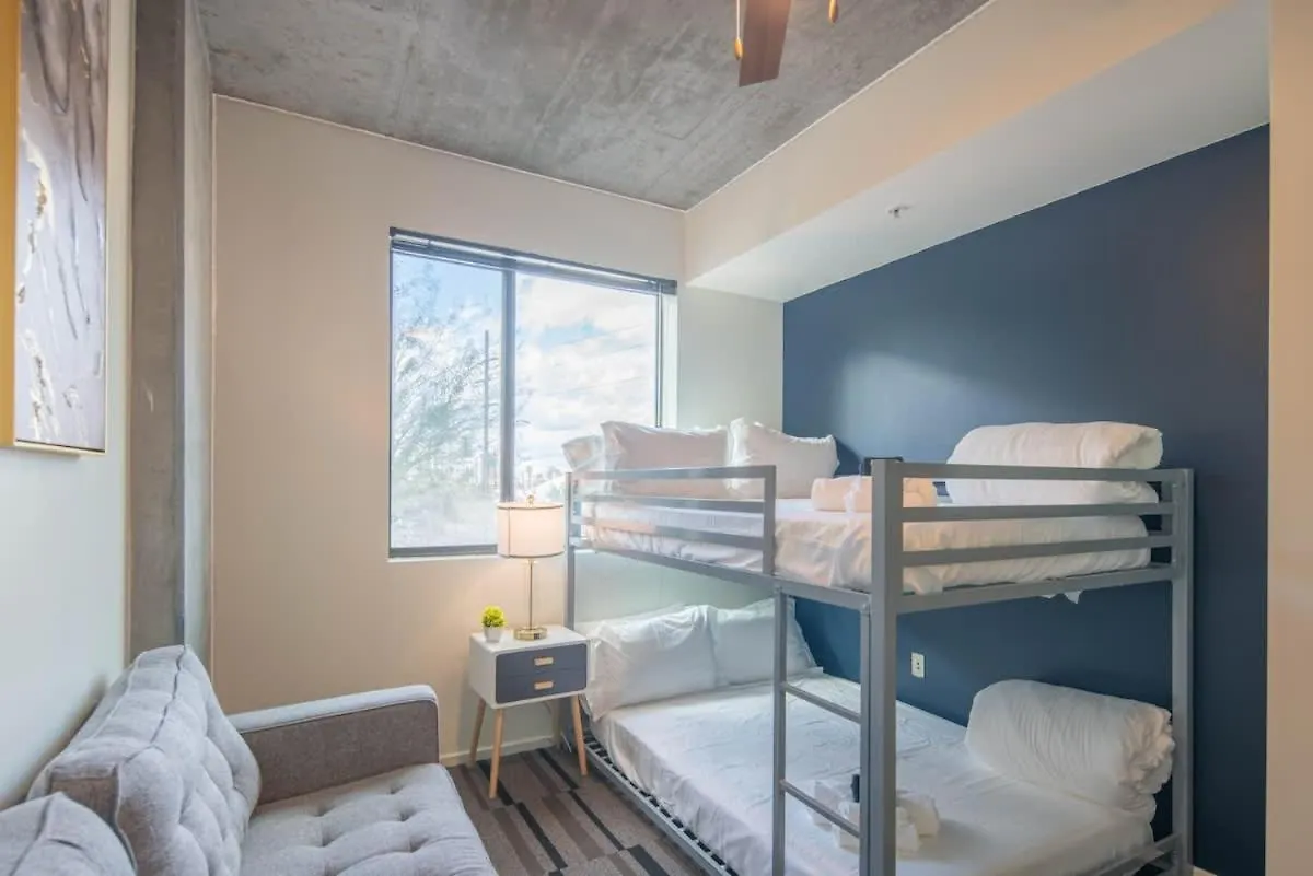 Appartement Modern 2Bd - Cdt - Gym, Pool, Parking - Sleep 8 à Phoenix